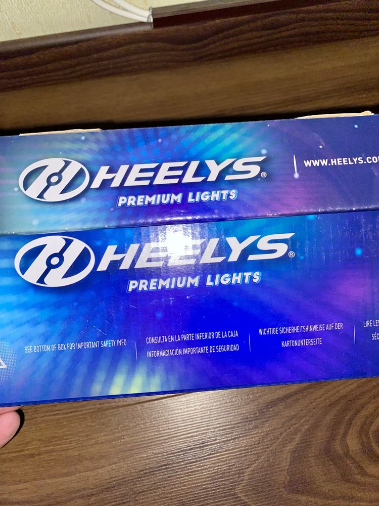 Роликові кросівки Premium Lights Heelys Classic Multi (розмір 31)