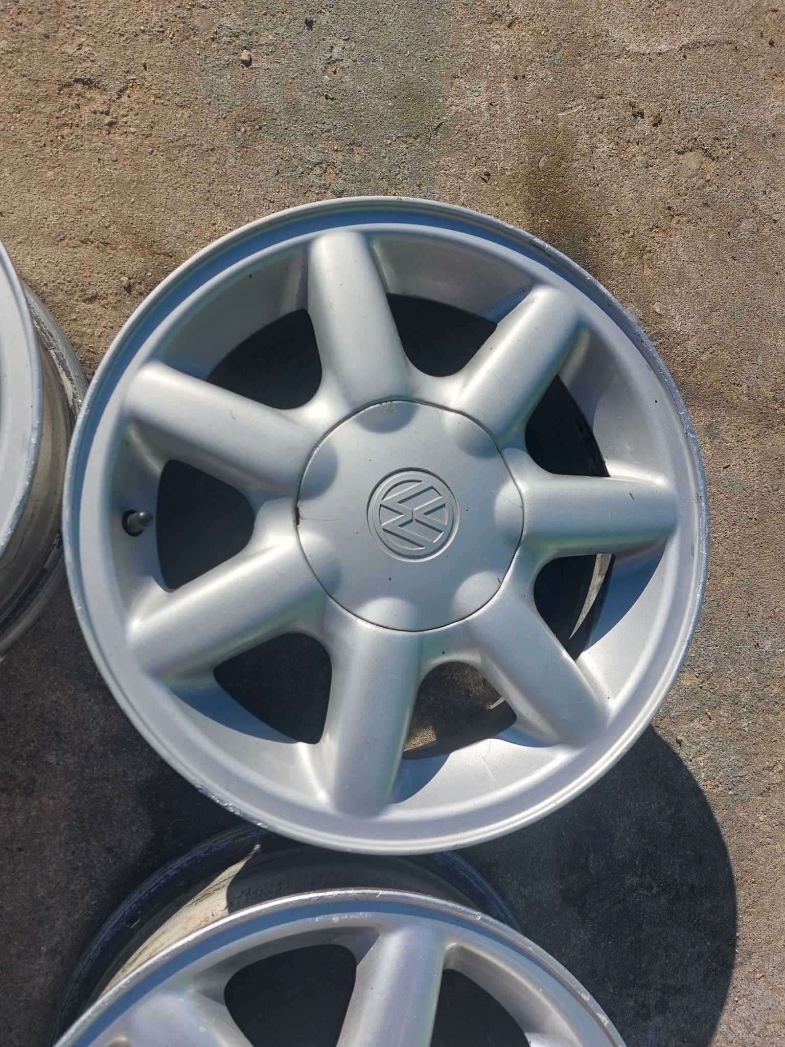 Alufelgi 4x100 14 VW Cabrio Golf 2 3 Vento Polo felgi koła