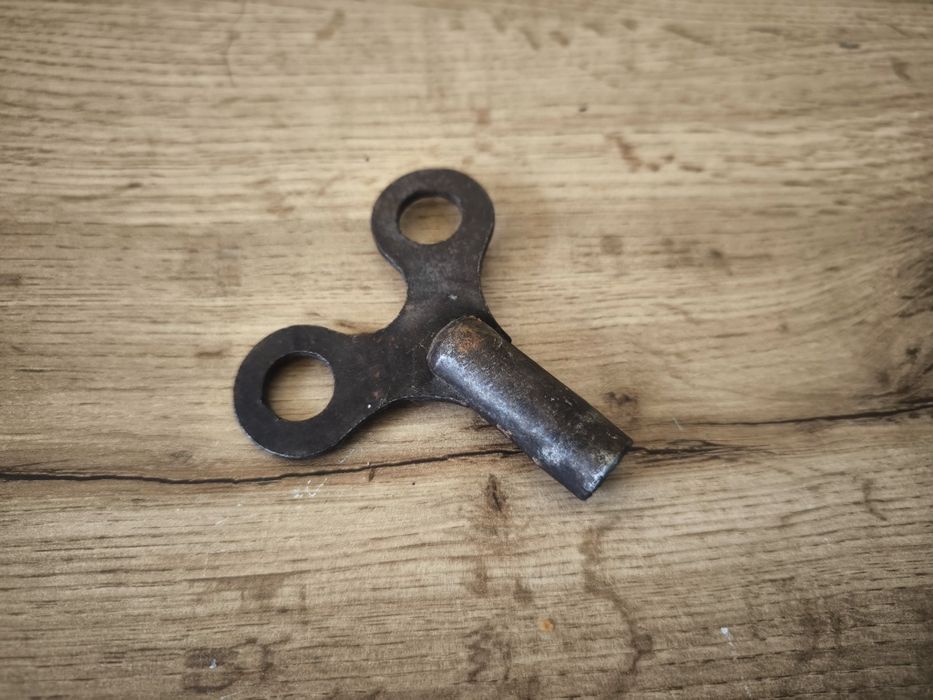 Klucz do zegara zabytek