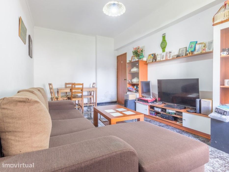 Apartamento T2+1 com Lugar de Garagem 1 Viatura