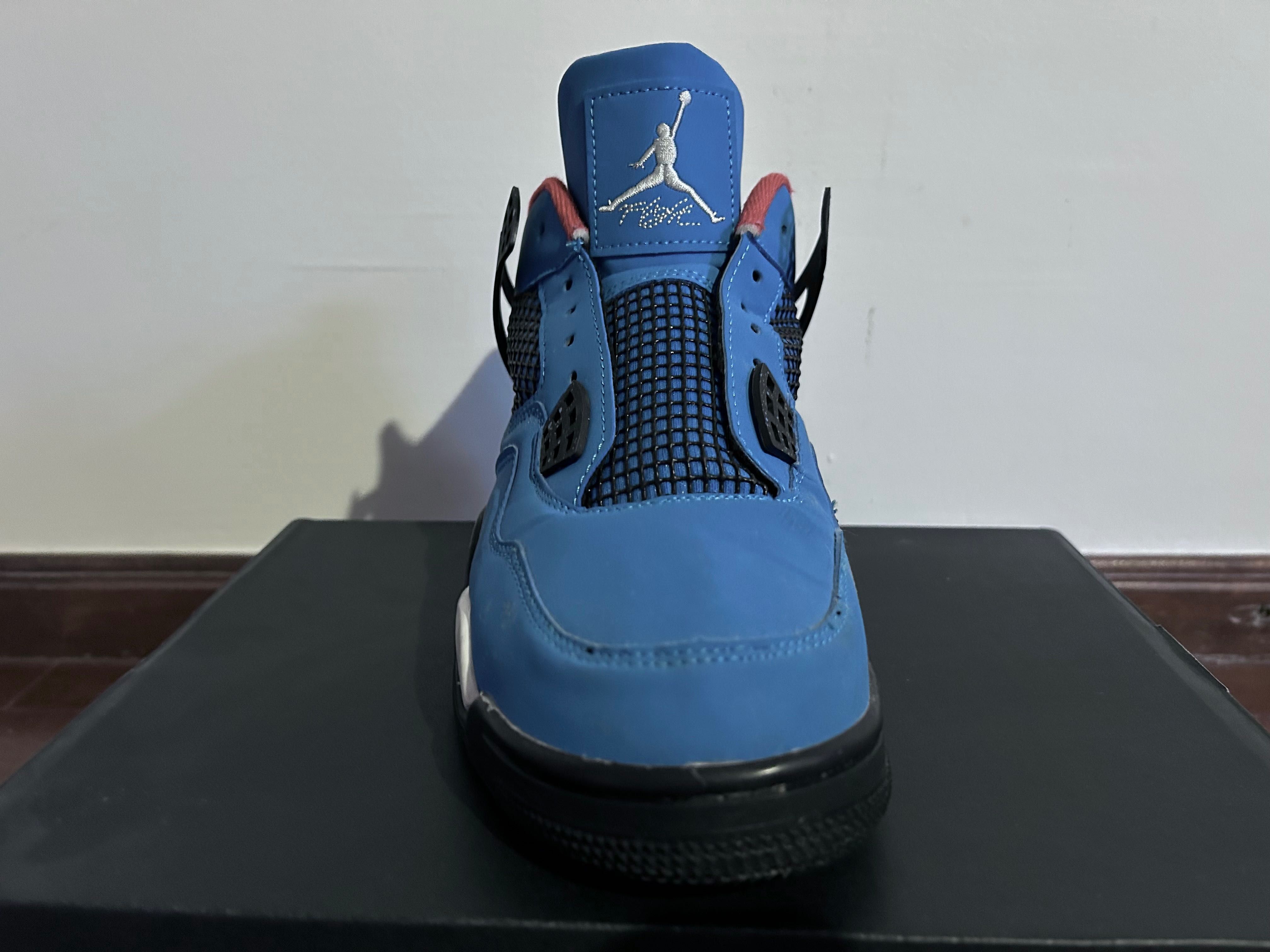 Jordan 4 travis scott USADO