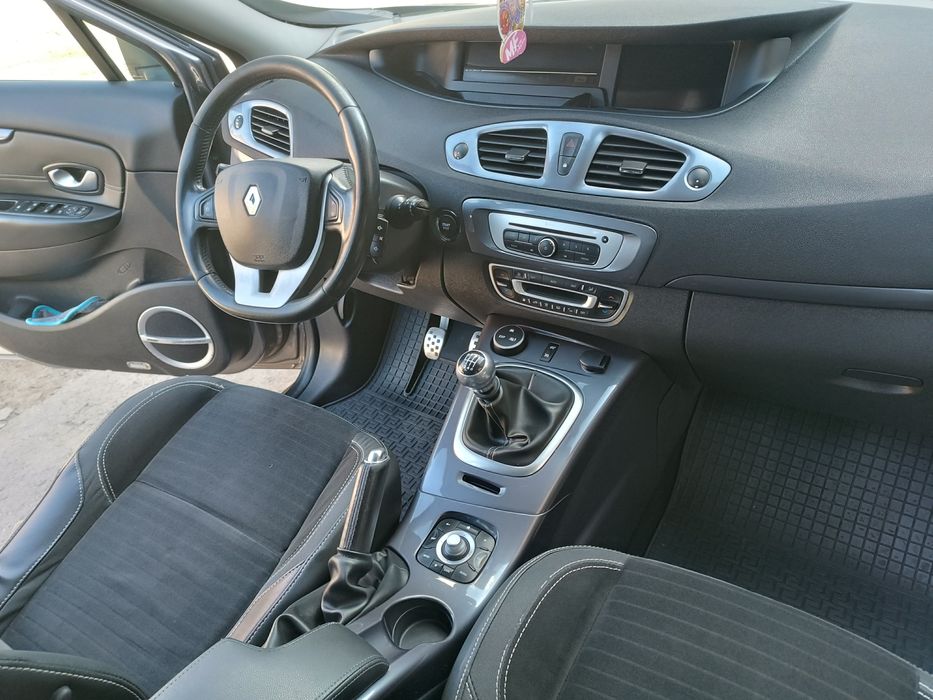 Продам Renault ScenicX-MOD