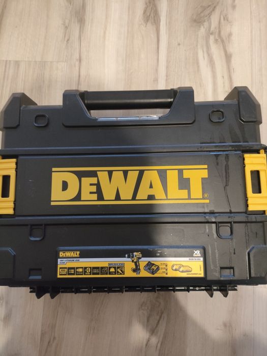 Wkrętarka DeWALT DCD791D2