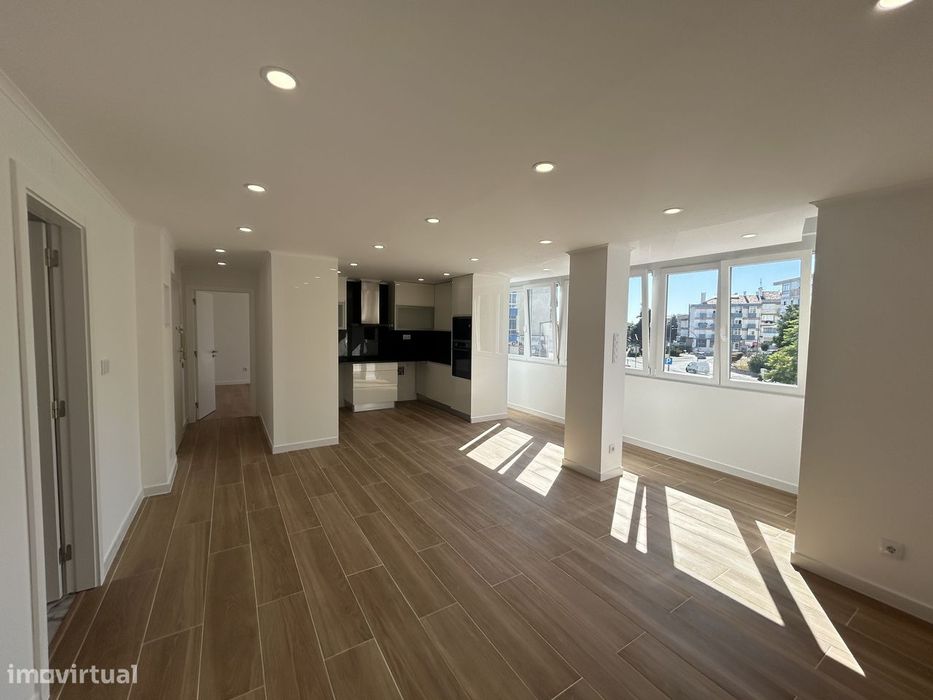 Apartamento T1, totalmente remodelado, em Forte da Casa!