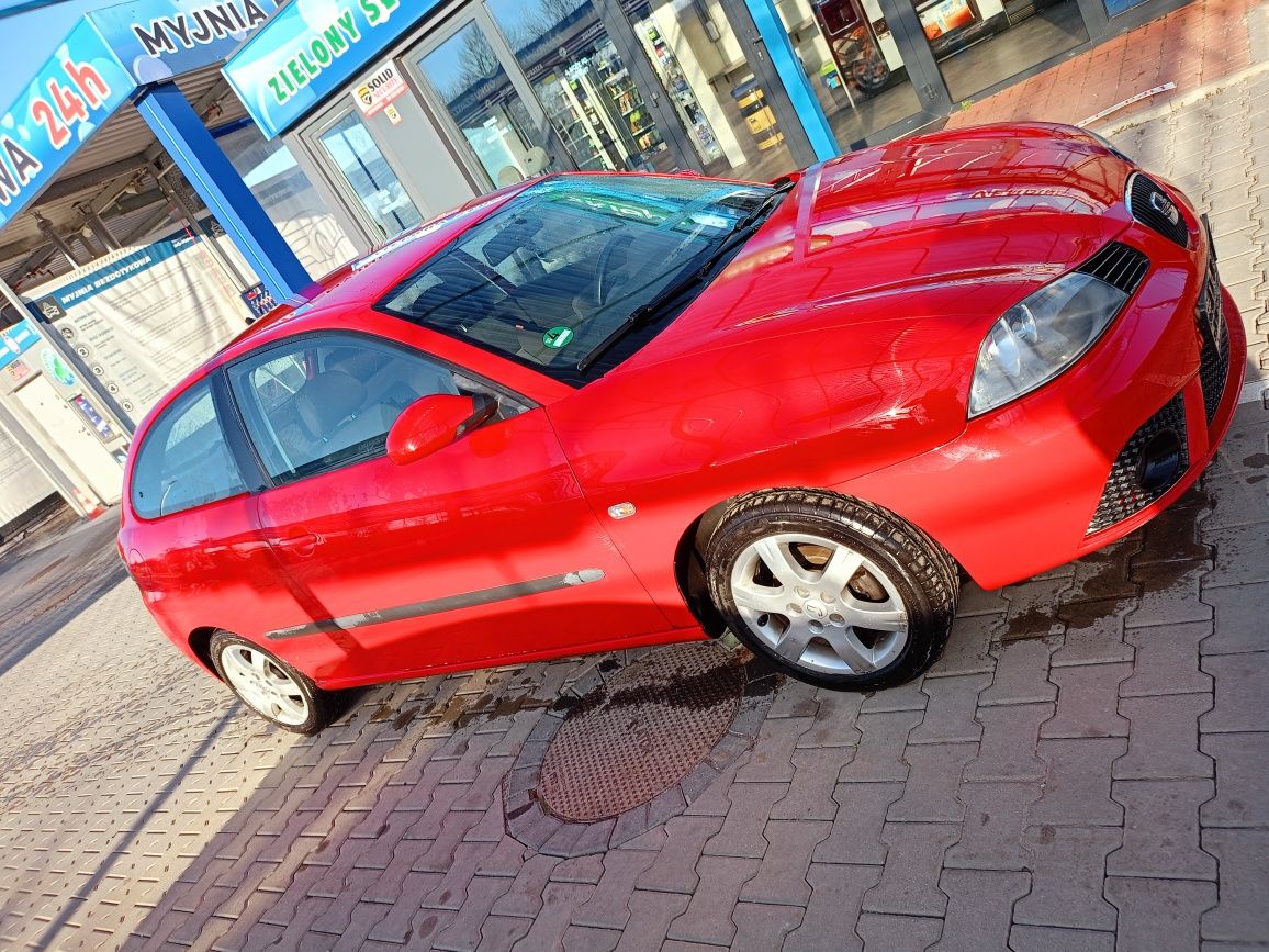 Seat Ibiza 1.4 benzyna ,klima