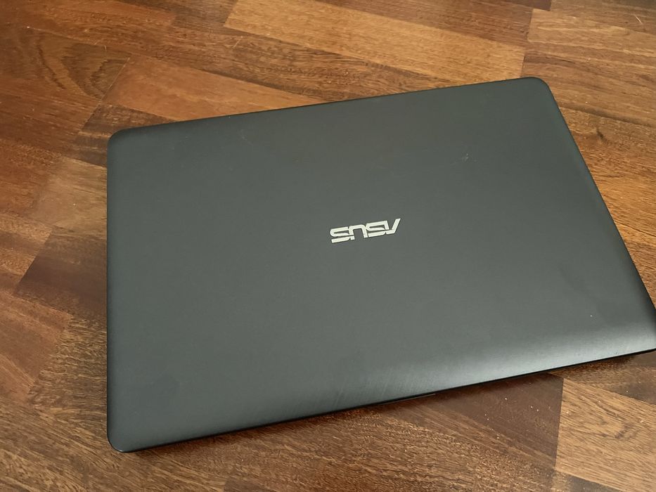 ASUS X543m (повний комплект) ноутбук