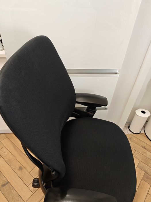 Steelcase Leap V2 nr 1 na świecie klasa PREMIUM