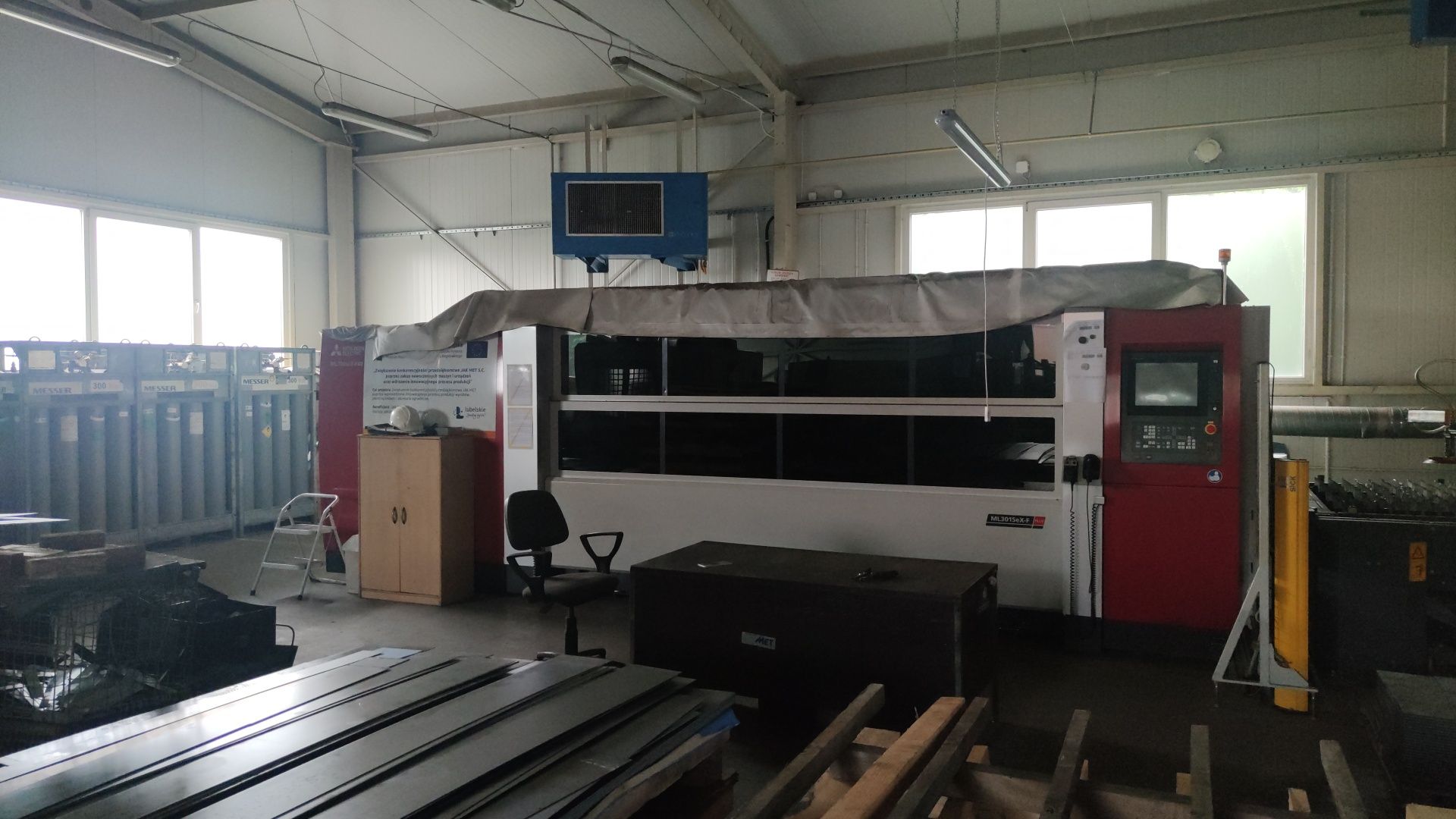 Laser fiber Mitsubishi 4kW zoom head