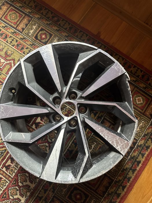 Диск Audi Q5 80А601025ВК