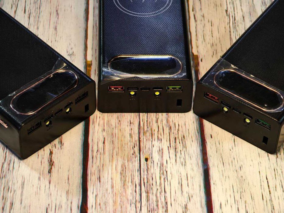 Корпус 18650 на 20 АКБ швидка PD бездротова wireless зарядка powerbank