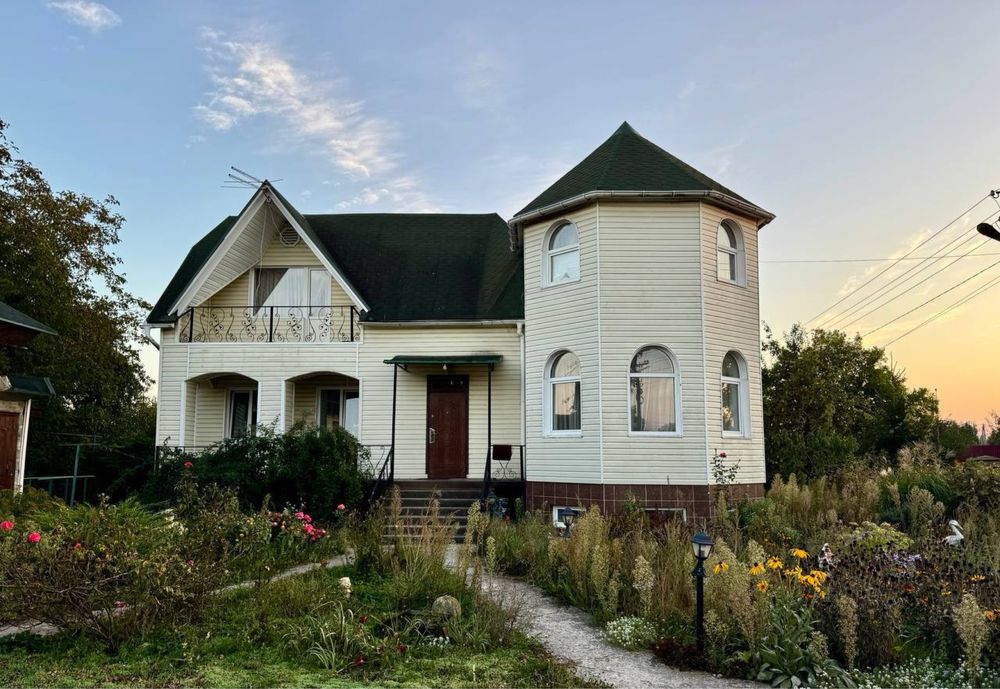 Затишний будинок в Личанці 25 соток 263м2