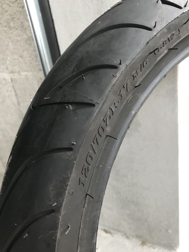 P Pneu Dunlop 120/70 r17