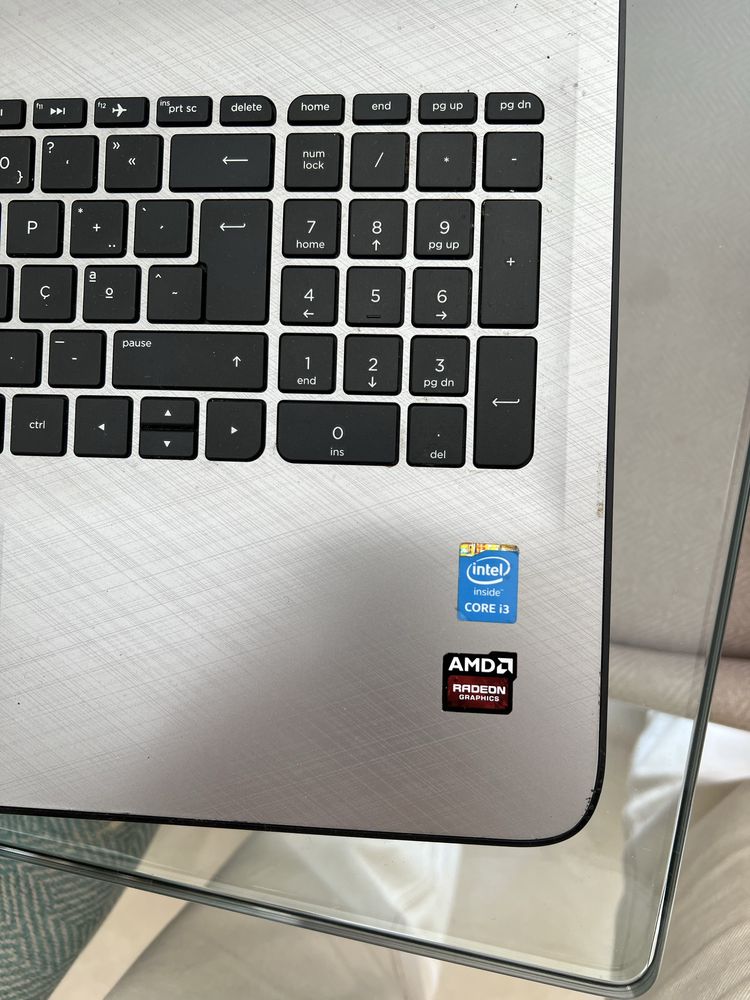Computador hp cinzento