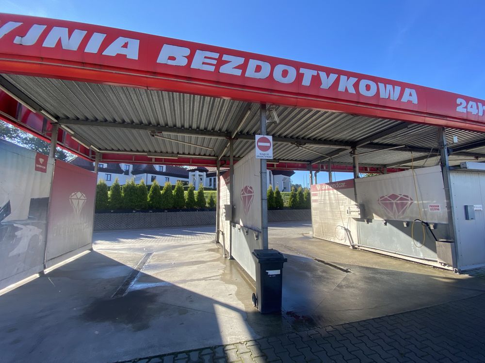 Biznes pasywny myjnia samochodowa BKF z wiatą 4 stanowiska