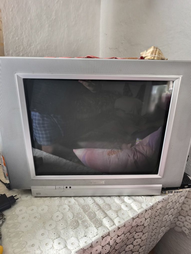 Продам телевізори