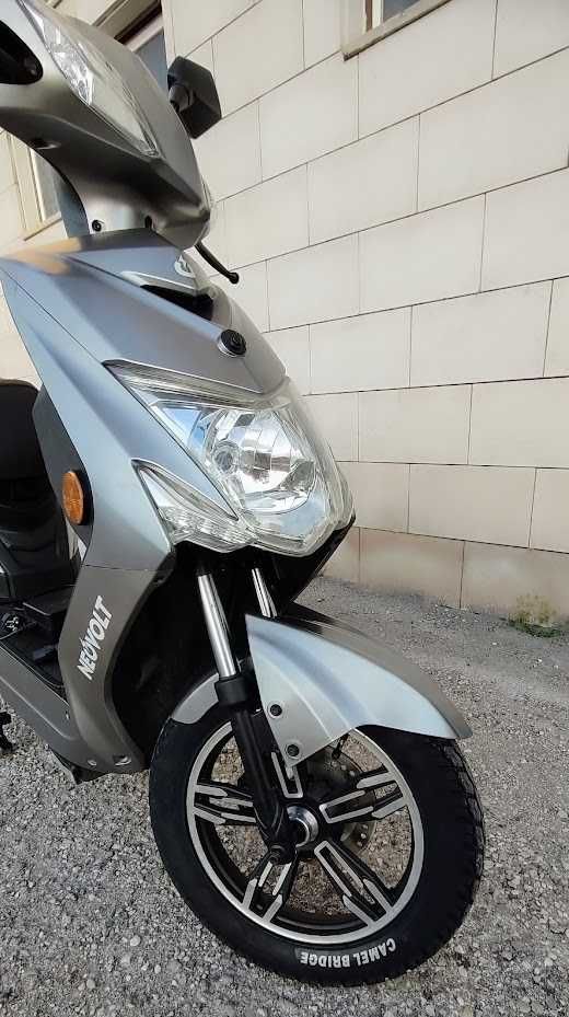 NEOVOLT Eco-Volt 60V 250W - Bicicleta Elétrica Moderna e Sustentável!