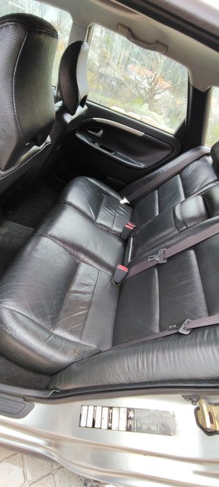 Volvo V40 1.9d 115cv