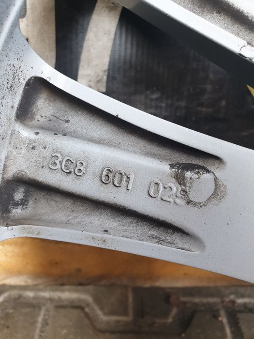 Felga aluminiowa 5x112 17 Volkswagen