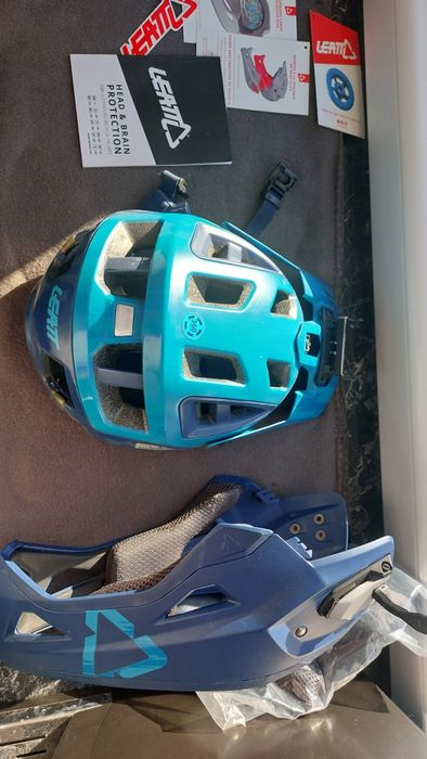 Kask rowerowy enduro Leatt DBX 3.0 V19.1 odpinana szczęka.