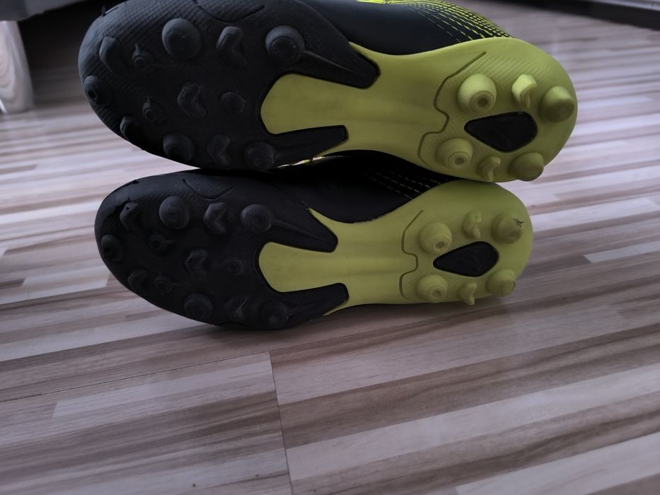 Korki, buty do piłki nożnej Martes 31