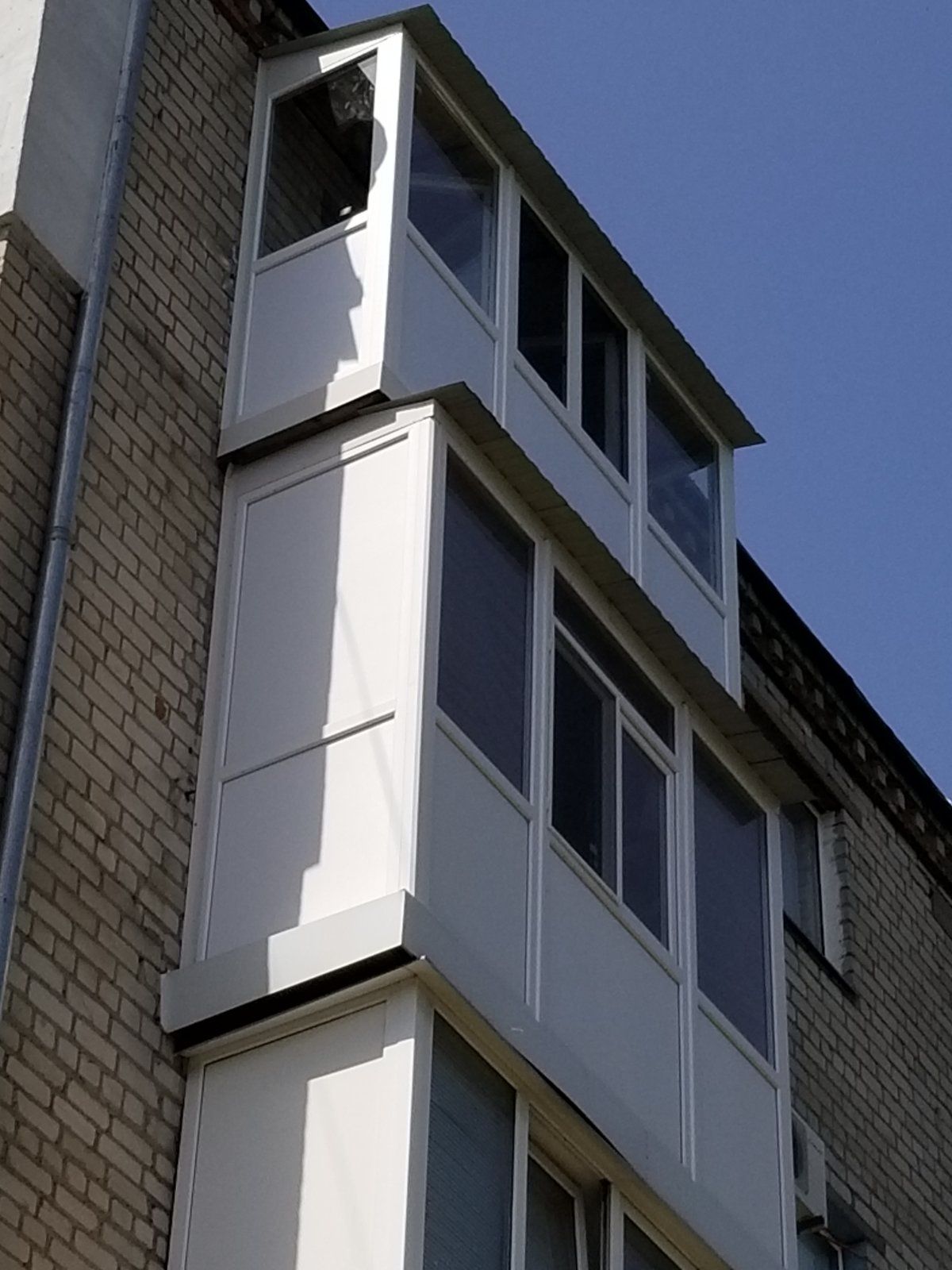 Вікна та двері металопластикові. Балкони. Установка вікон Нікополь