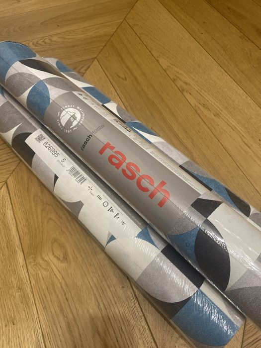 Tapeta rash na fizelinie