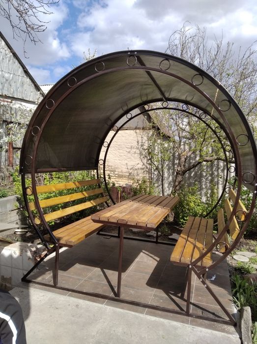 Продам беседку шикарный вариант для дачи или частного дома