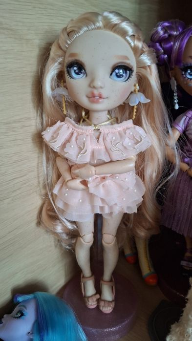 Ляльки Rainbow High і Monster High