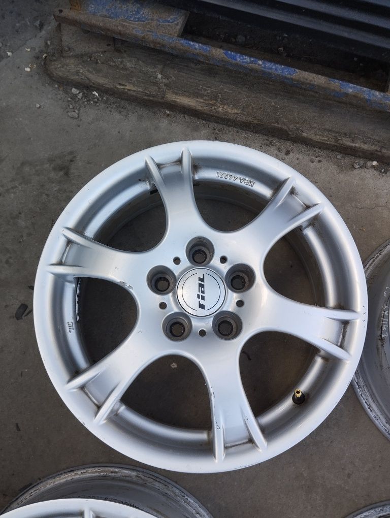 Диски Kia Mazda Hyundai Mitsubishi R16 5*114,3