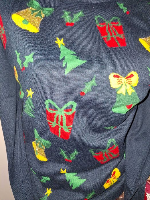 Светр новорічний