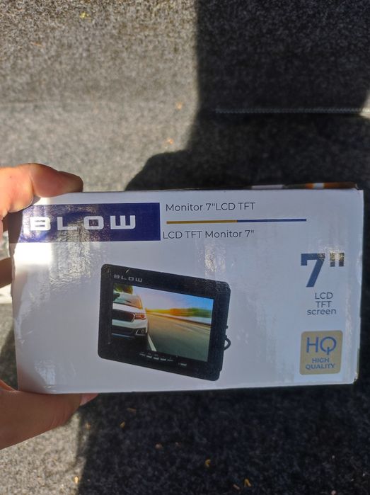 Monitor + kamera blow