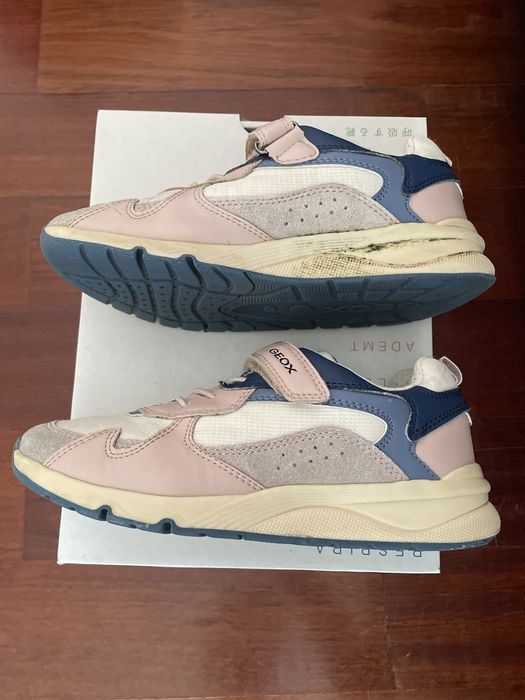 Tenis com tiras para menina GEOX (tamanho-34)