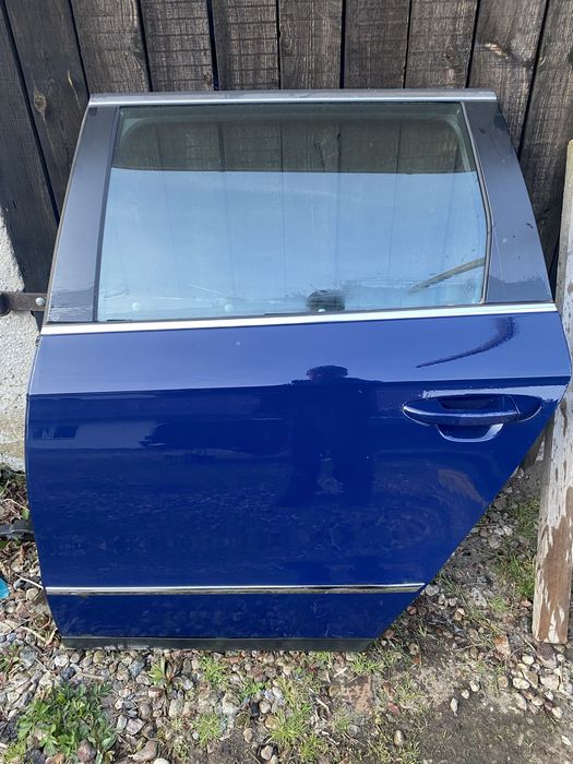 Drzwi lewe tył VW passat B6 LD5Q kombi