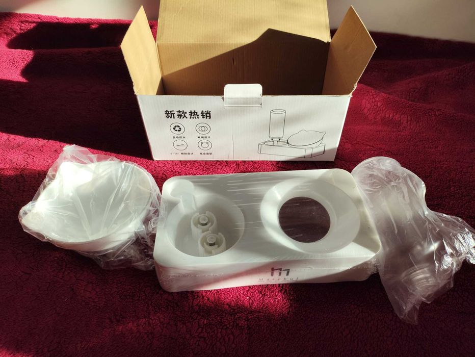 Miska z automatycznym dozownikiem wody dla psa i kota 2w1 NOWA.