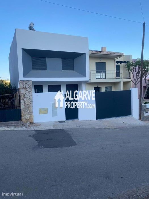 Fantástica V3 de estilo contemporâneo próxima de Vilamoura e Praia em
