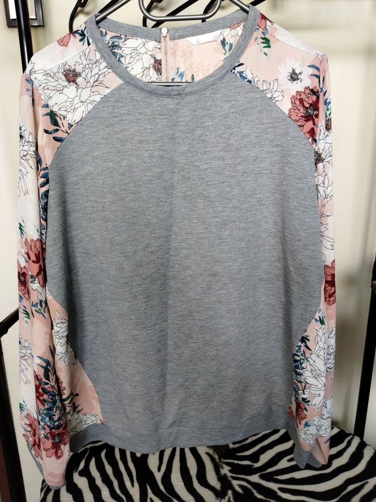 Bluza z rękawami koszulowymi, roz.. XL