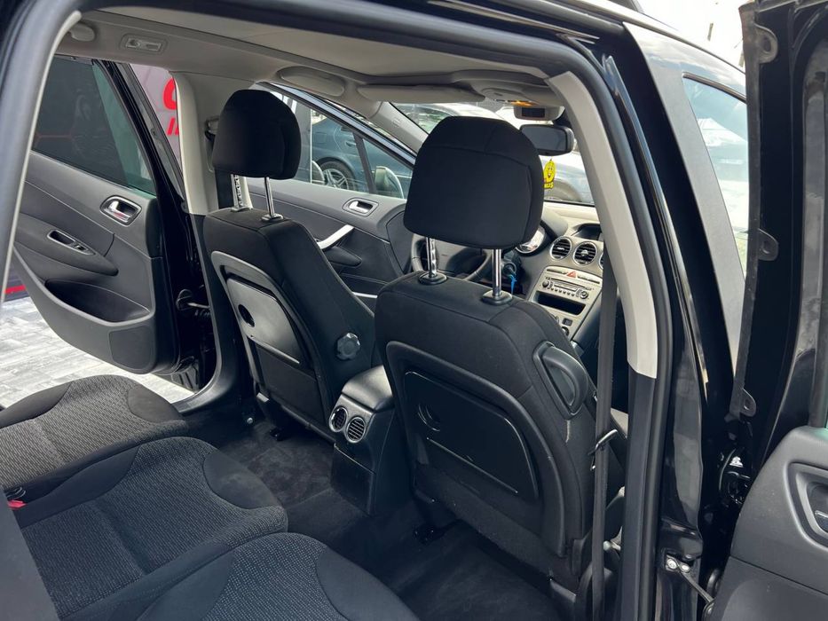 Peugeot 308 SV 2008 года 1.6 бензин АКПП