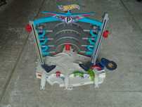 Hot Wheels Wielki Garaż Ultimate CMP80 Ultimate Garage