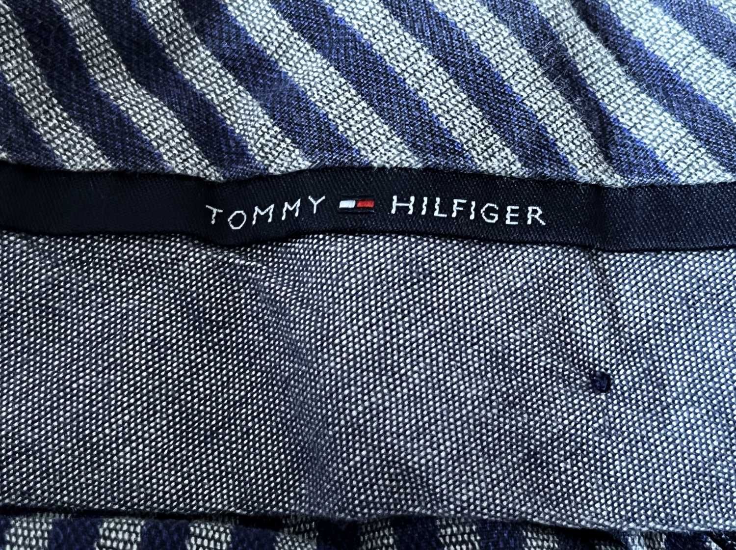 Spodnie Tommy Hilfiger rozm. 48 męskie