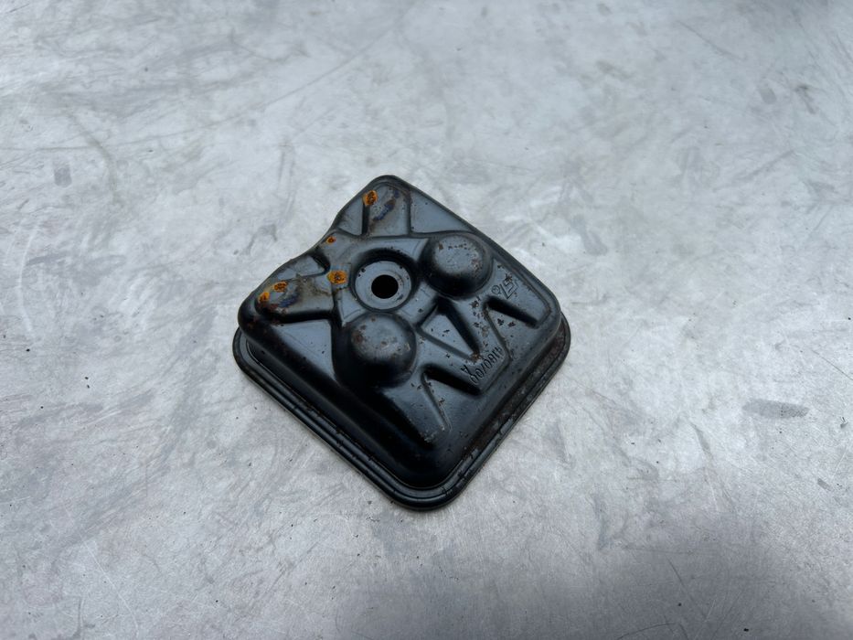 Stihl FS 87 FS 90 FS 100 FS 130 HT 101 pokrywa obudowa zaworów (538)