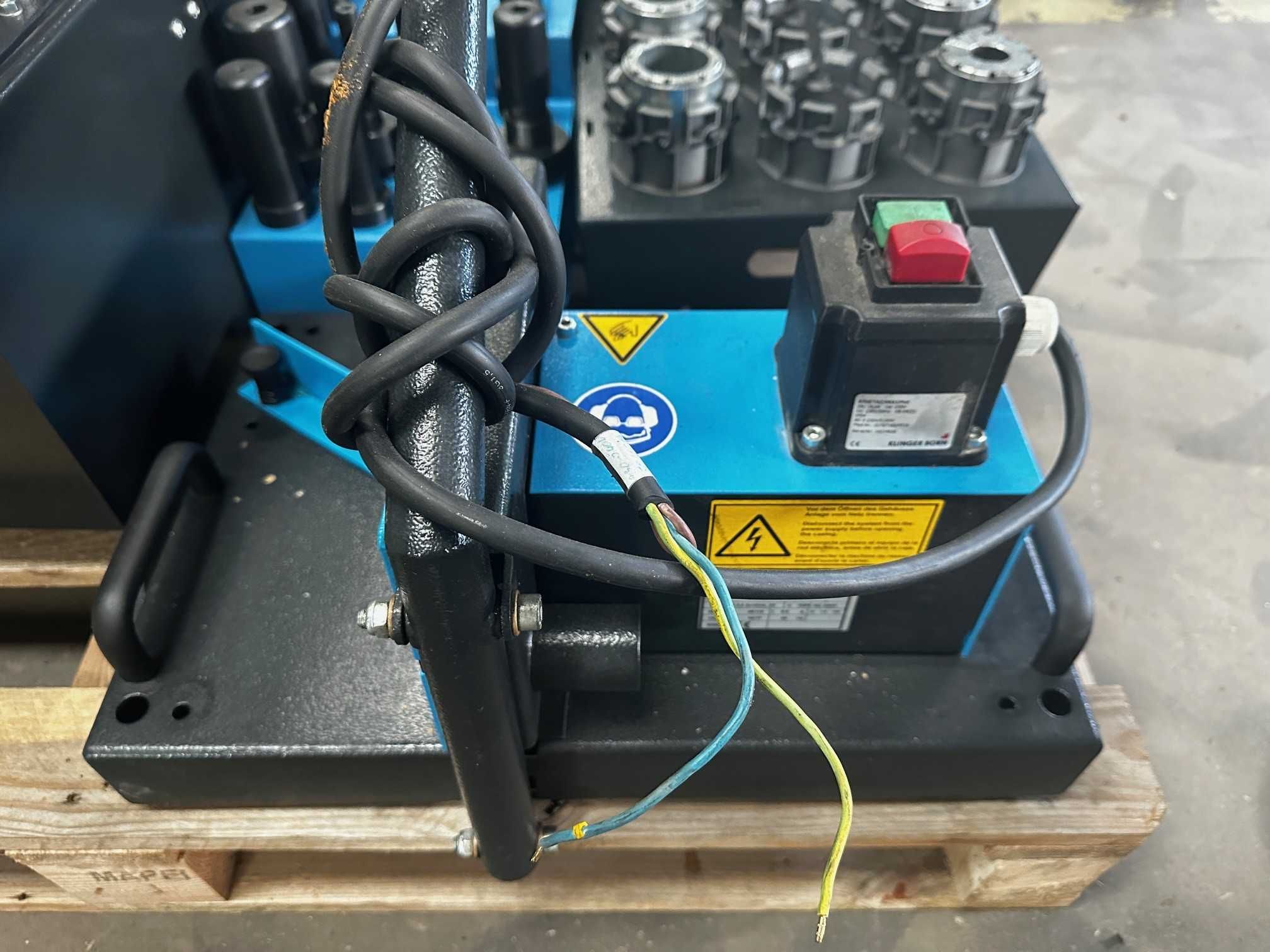 Prasa hydrauliczna do zakuwania z przecin. i skórow. + armatura i węże