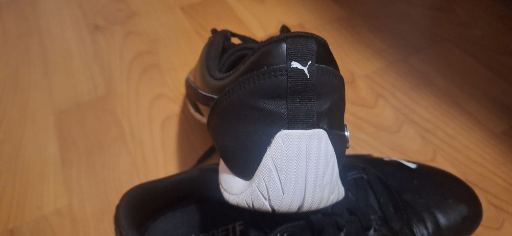Sapatilhas Puma tamanho 40