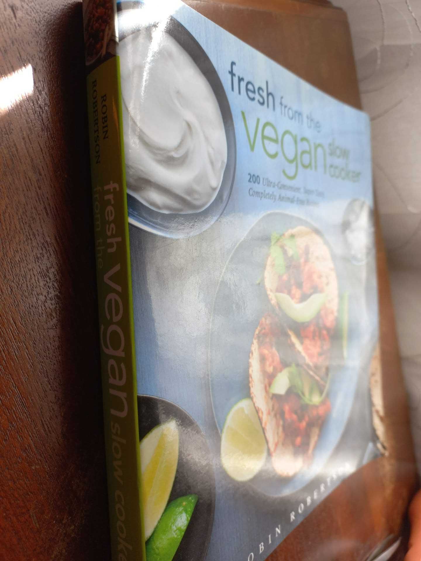 Livro Fresh from the Vegan Slow Cooker - Portes grátis