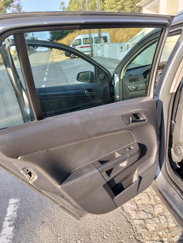 Opel Astra Cosmo 1.7 CDTi 2005