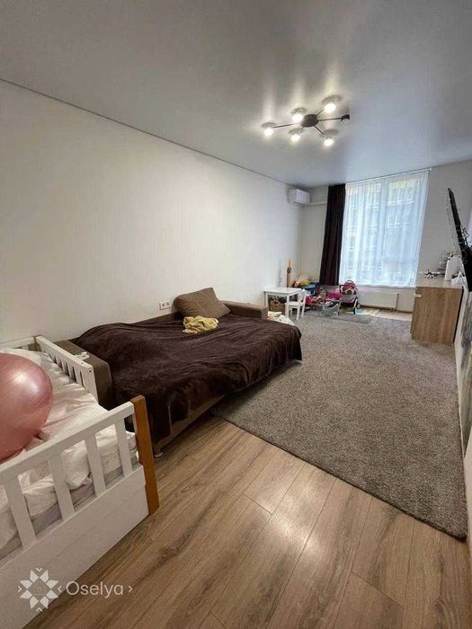 2-кімнатна квартира з ремонтом в ЖК Медовий вул. Кадетський Гай