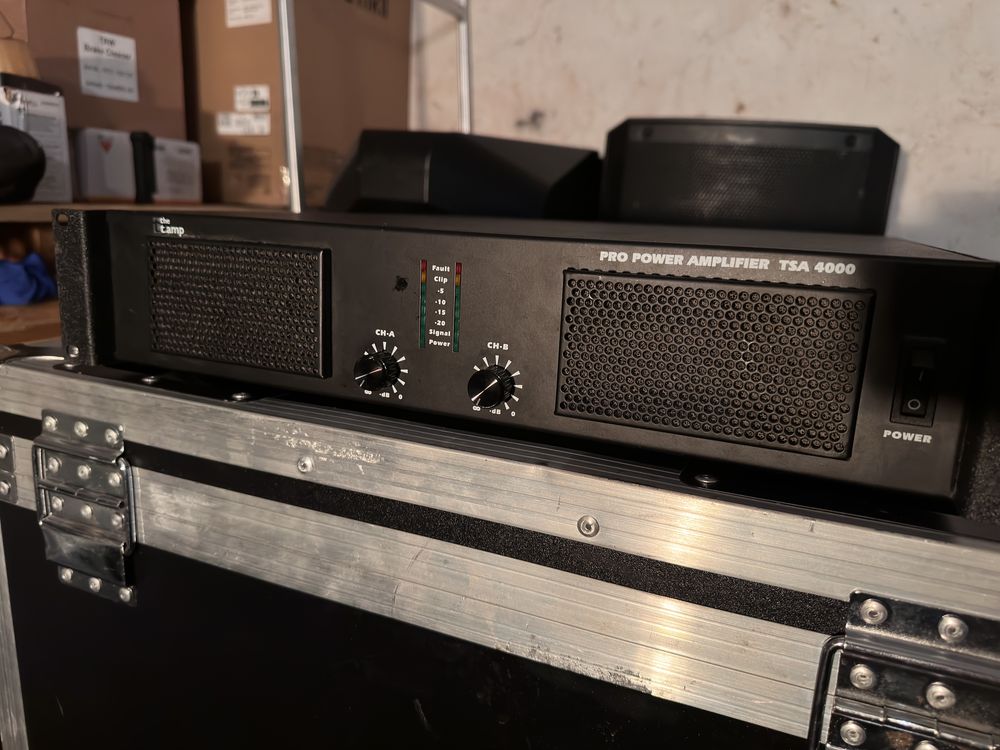 Material de som (Subs + Tops + Amp)