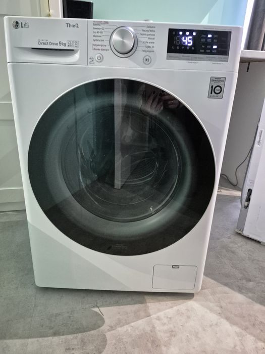 Pralka LG 9kg duza z aplikacja