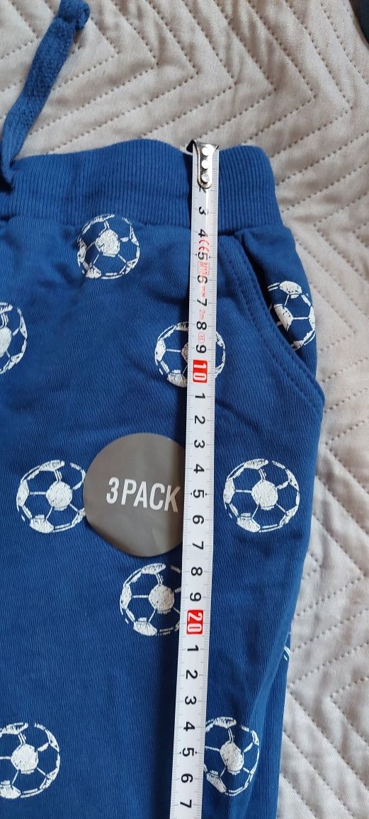 NOWE spodnie dresowe 128 Sinsay 3pak