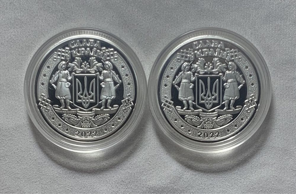 Комплект монет «Воїни Світла» та «Русский военный корабль»