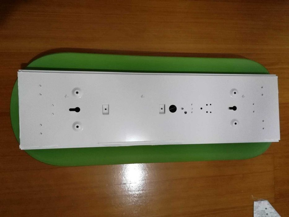 Candeeiro de teto (cozinha ou escritório)